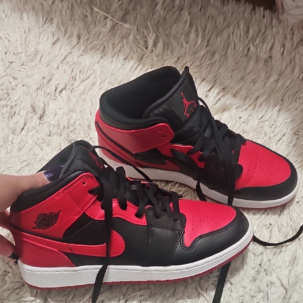 Jordans Air 1 Mid Red and Black Sneakers